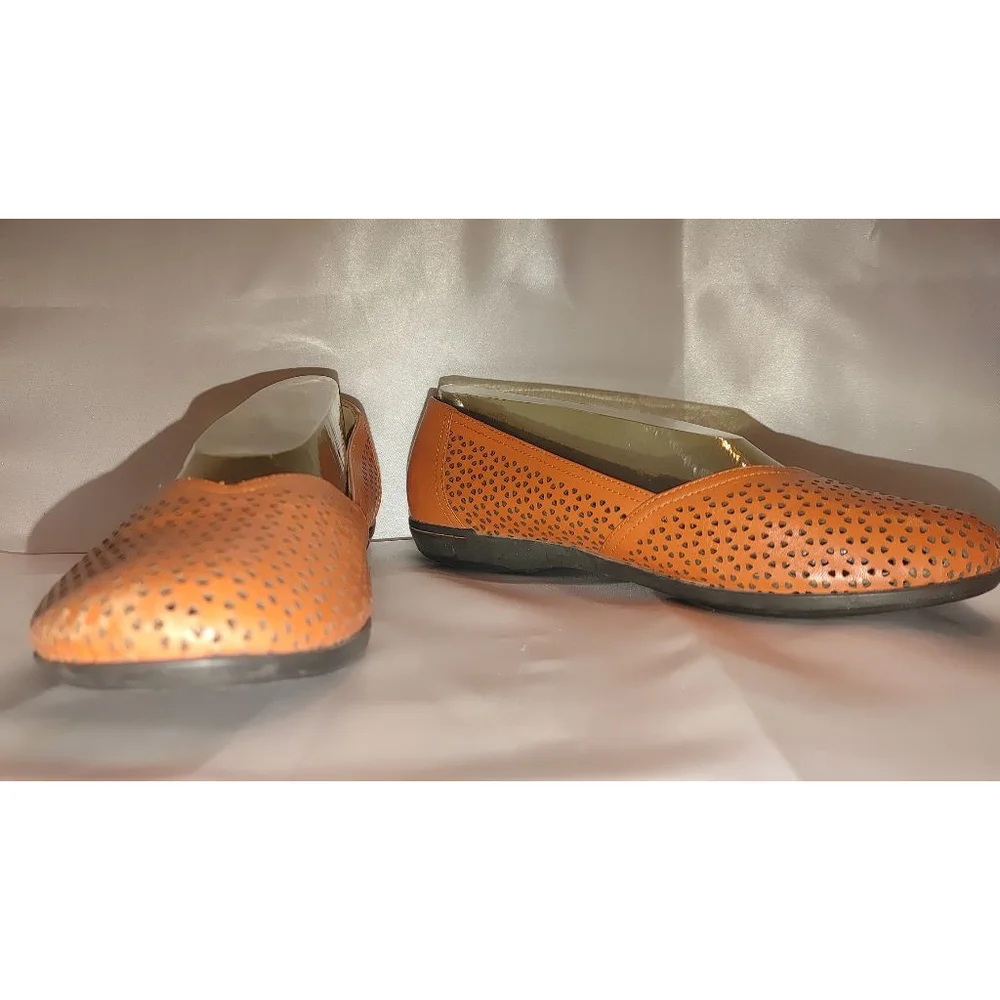 Dansko Neely Nappa Tangerine Flat Size 39